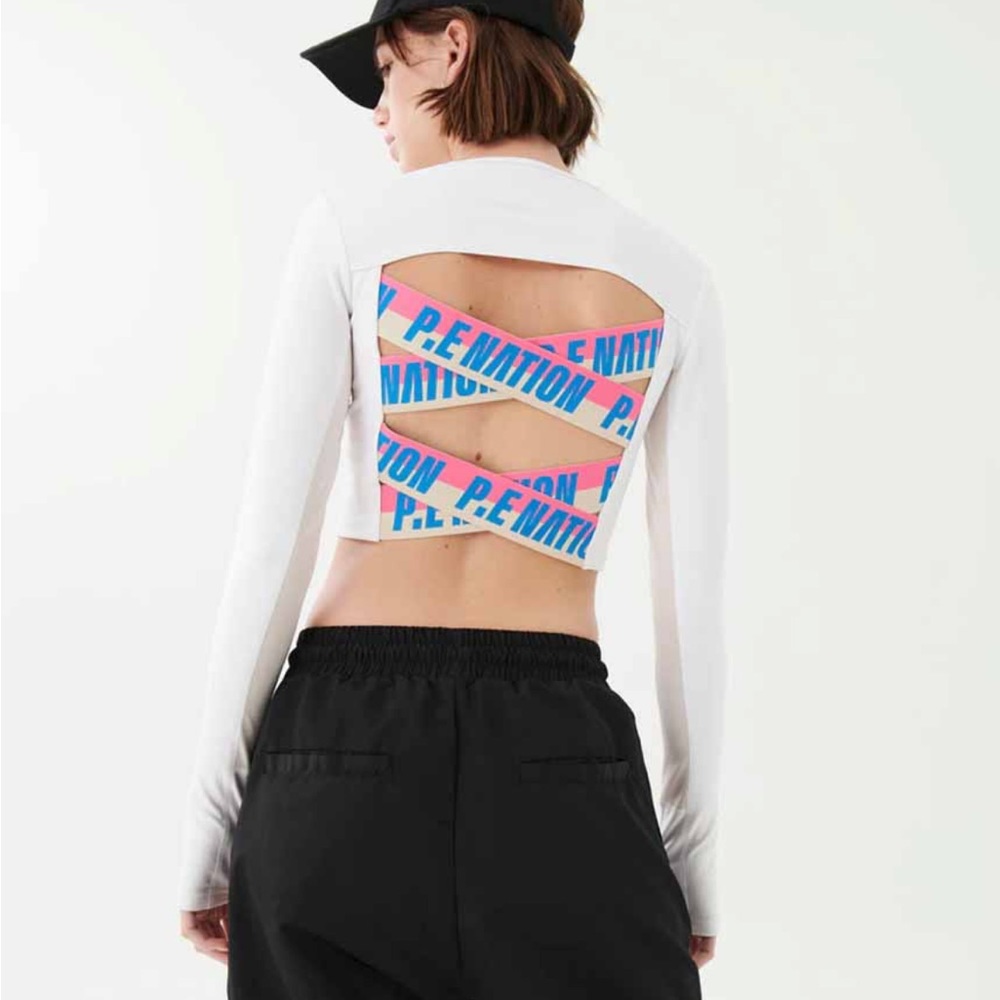 P.E Nation - Half Volley Long Sleeve Crop Top - Optic White
